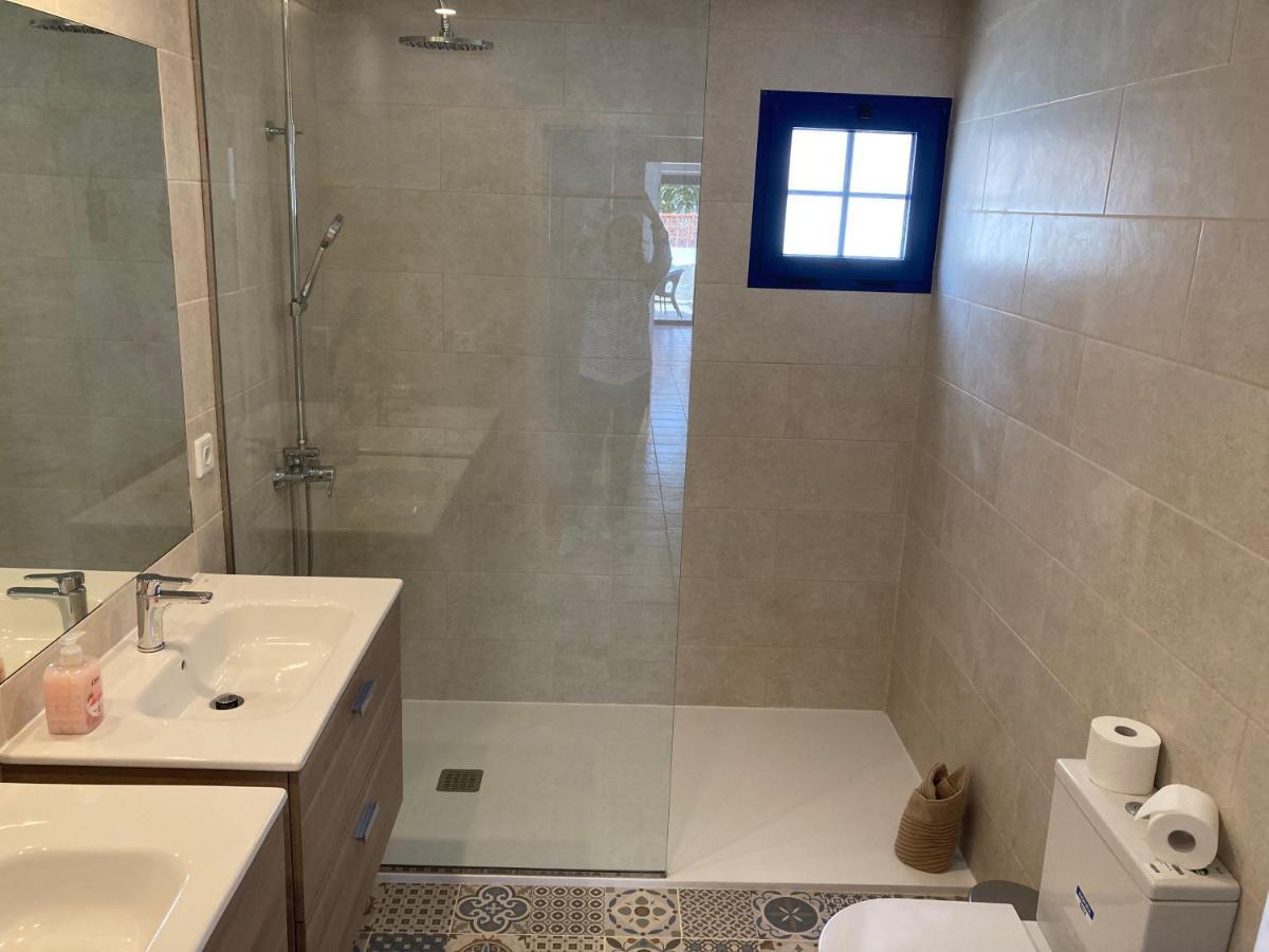 Beach House With The Heated Pool Next To Rocky Point Corralejo Eksteriør bilde