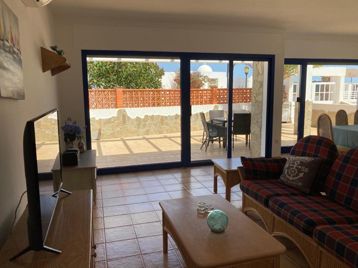 Beach House With The Heated Pool Next To Rocky Point Corralejo Eksteriør bilde