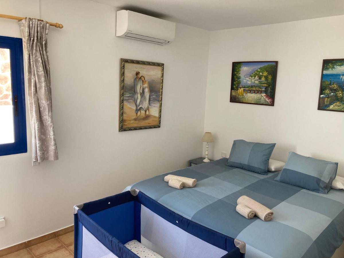 Beach House With The Heated Pool Next To Rocky Point Corralejo Eksteriør bilde